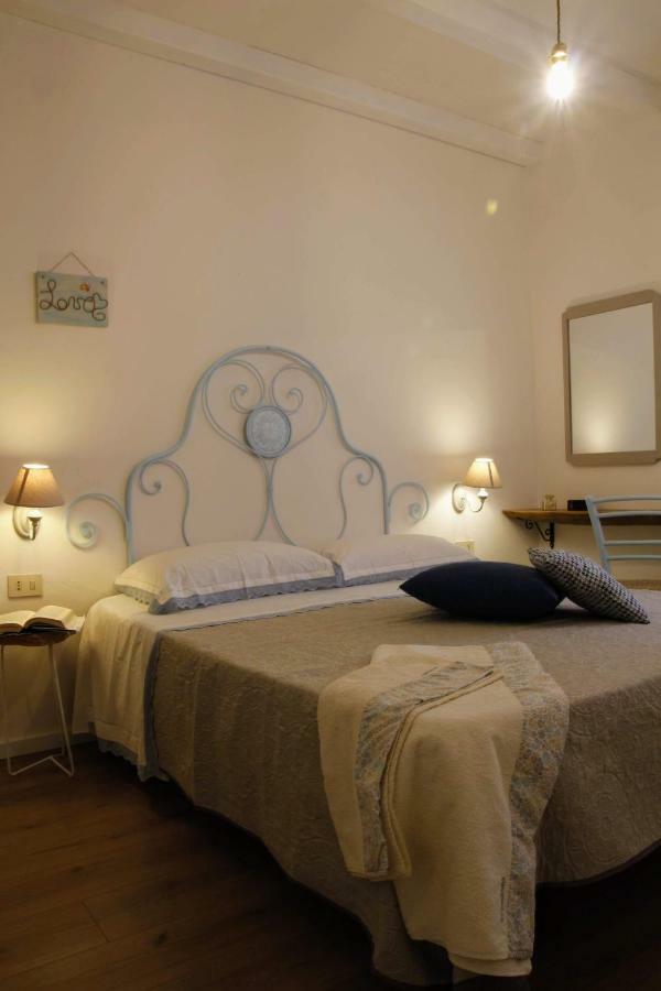 Grande Casa Al Mare Le Verande Санта-Марія-Наваррезе Екстер'єр фото